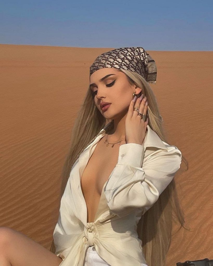 dina saeva27